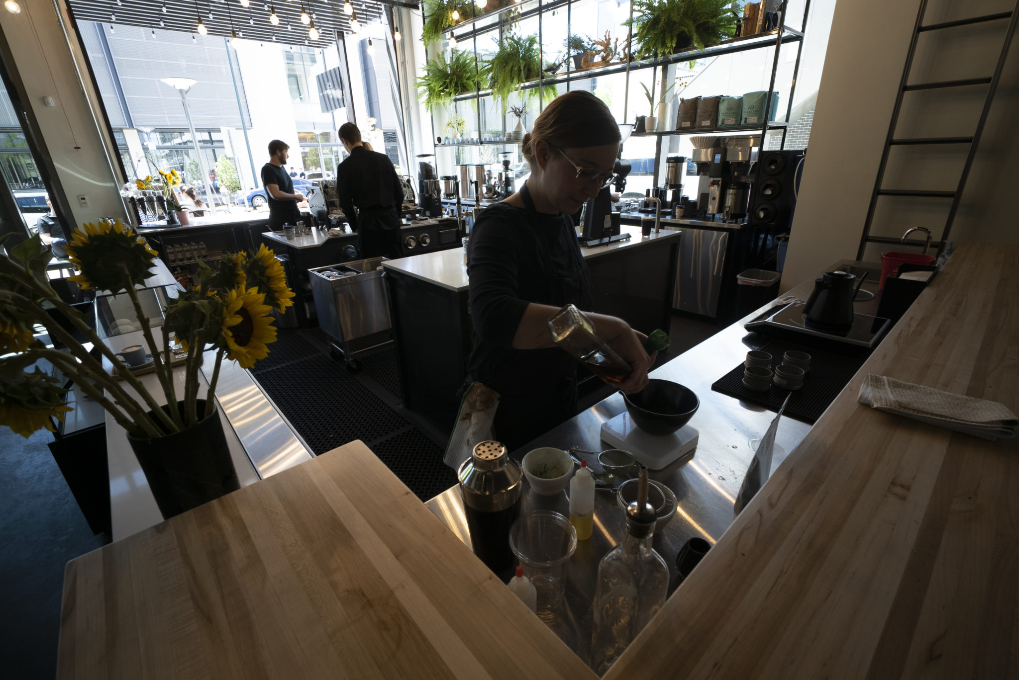 Experience the unique Aviano essence, where innovation meets tradition in coffee craftsmanship.